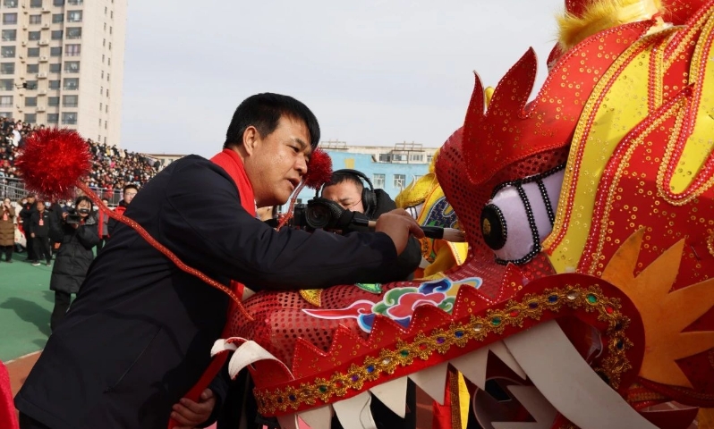 社火“闹”元宵 “舞”出幸福年.png